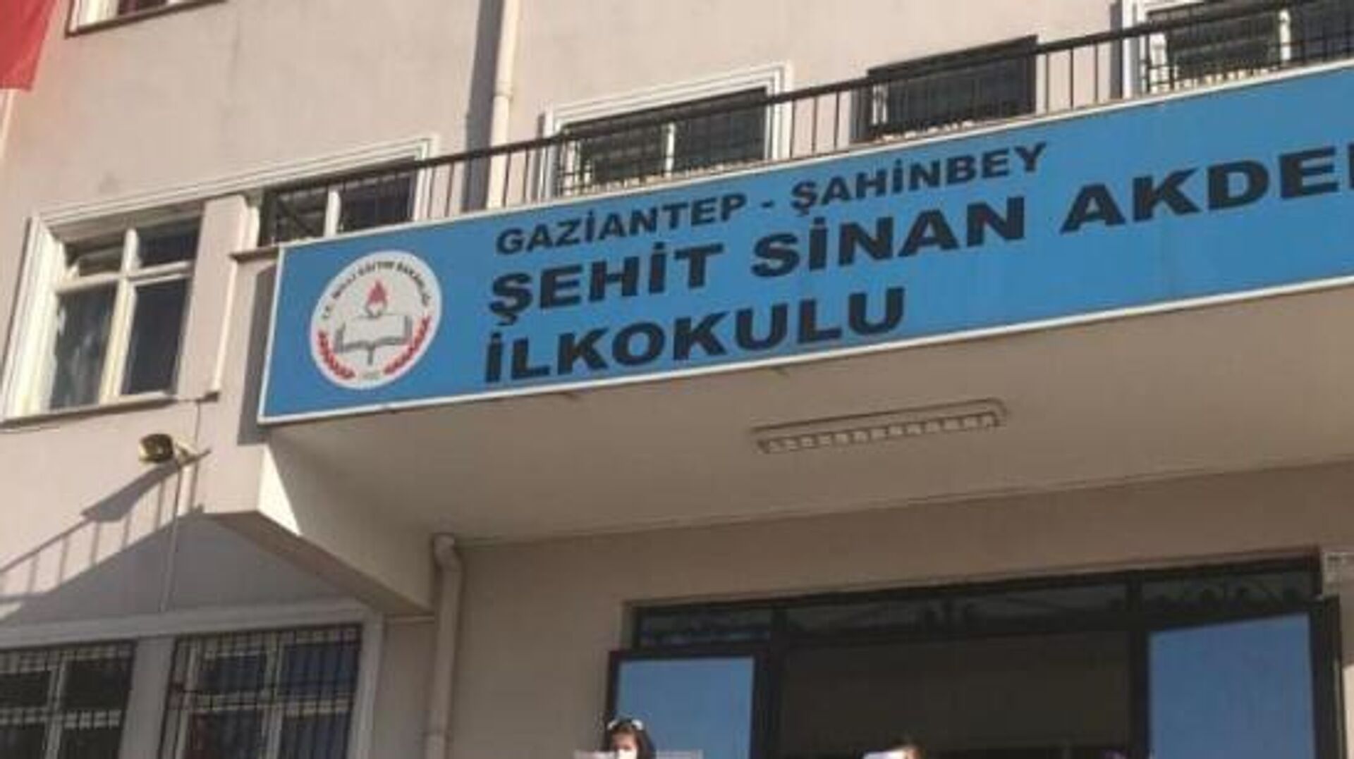 Gaziantep'te bir ilkokulda öğrencisine şiddet uyguladığı iddia edilen öğretmen açığa alındı - Sputnik Türkiye, 1920, 11.11.2022