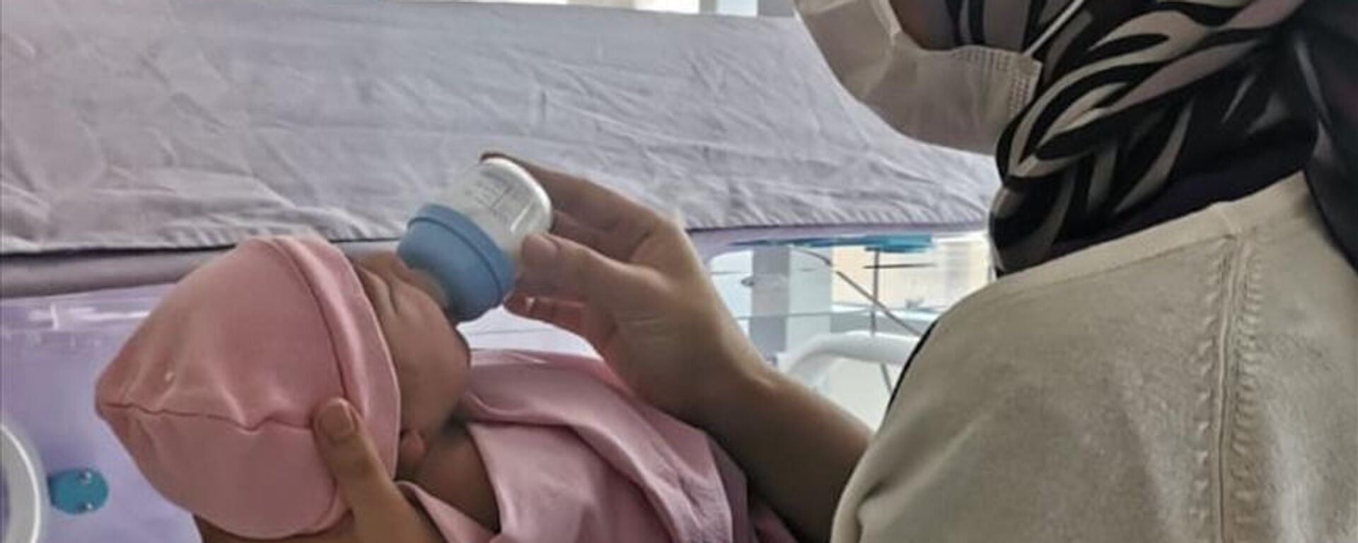 Konya'nın Karatay ilçesinde sokağa bırakılmış kız bebek bulundu. - Sputnik Türkiye, 1920, 02.01.2026