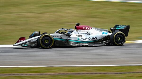 Formula 1 Dünya Şampiyonası'nın 21. ayağı Brezilya Grand Prix'sini, Mercedes takımından Büyük Britanyalı George Russell kazandı. - Sputnik Türkiye