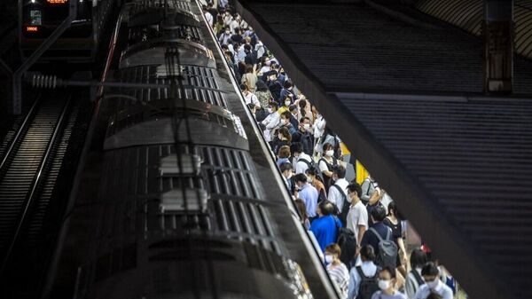 Japonya, Tokyo, nüfus, kalabalık, metro, tren - Sputnik Türkiye