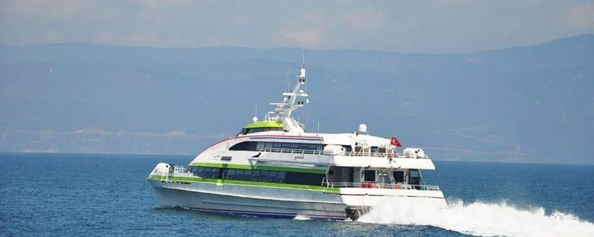 Bursa Deniz Otobüsleri - Sputnik Türkiye, 1920, 12.04.2025