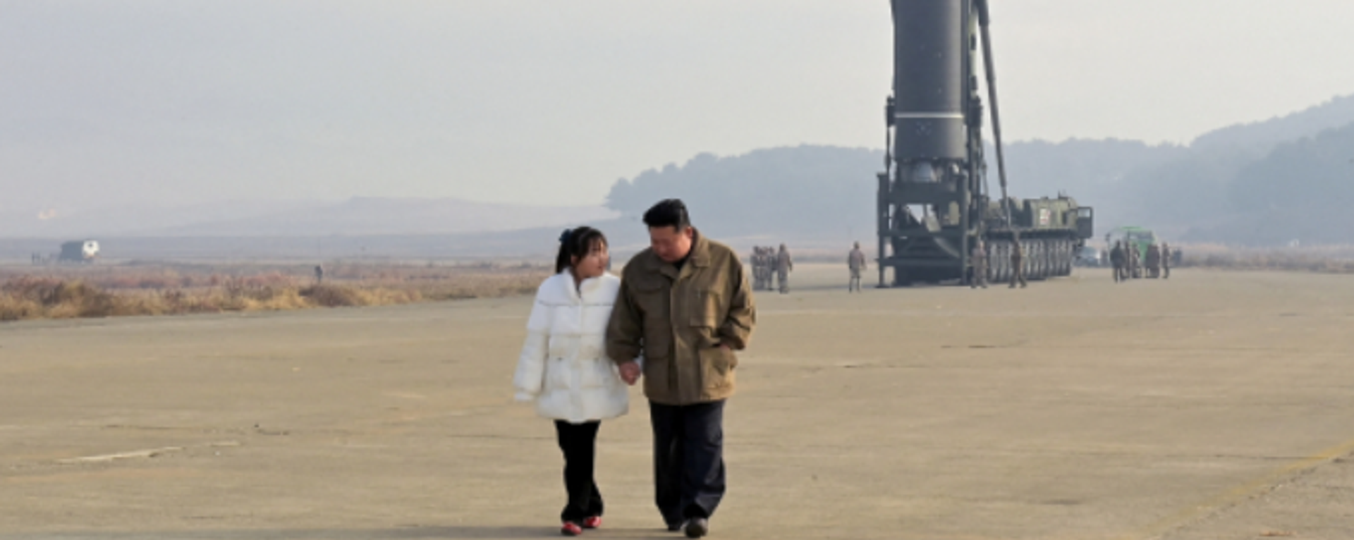 Kuzey Kore lideri ilk defa kızıyla görüntülendi - Sputnik Türkiye, 1920, 19.11.2022