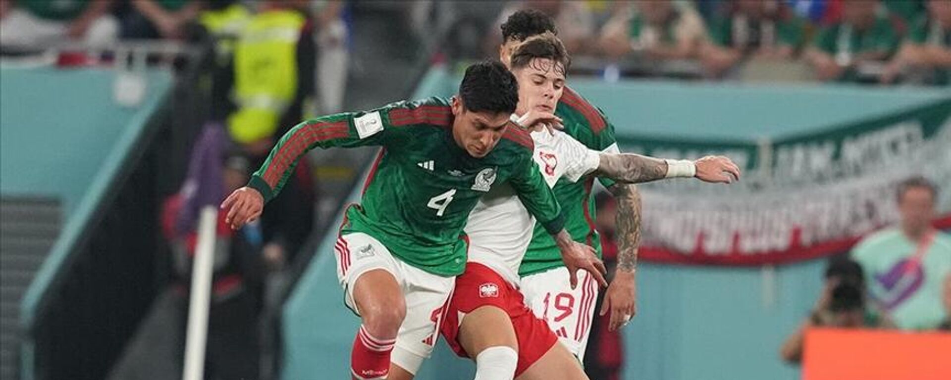 2022 FIFA Dünya Kupası'nda oynanan C Grubu maçında Meksika ile Polonya 0-0 berabere kaldı. - Sputnik Türkiye, 1920, 22.11.2022