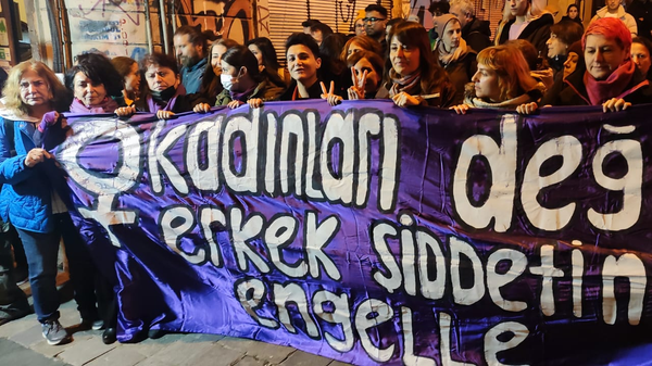Taksim'deki 25 Kasım yürüyüşüne izin verilmedi - Sputnik Türkiye
