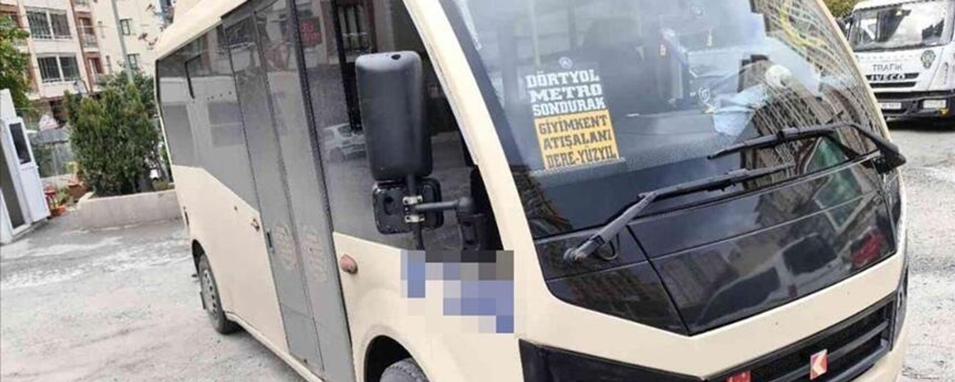 İstanbul'da bebek arabalı yolcuyu minibüs - Sputnik Türkiye, 1920, 17.03.2026