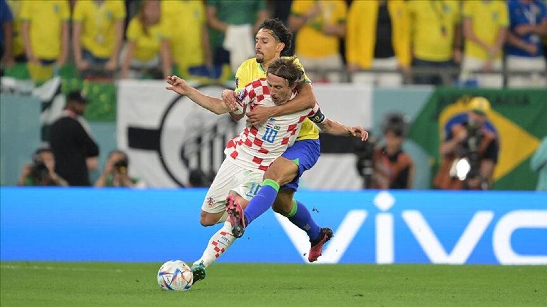 Dünya Kupası'nda Brezilya'yı eleyen Hırvatistan, yarı finale yükseldi - Sputnik Türkiye, 1920, 10.12.2022