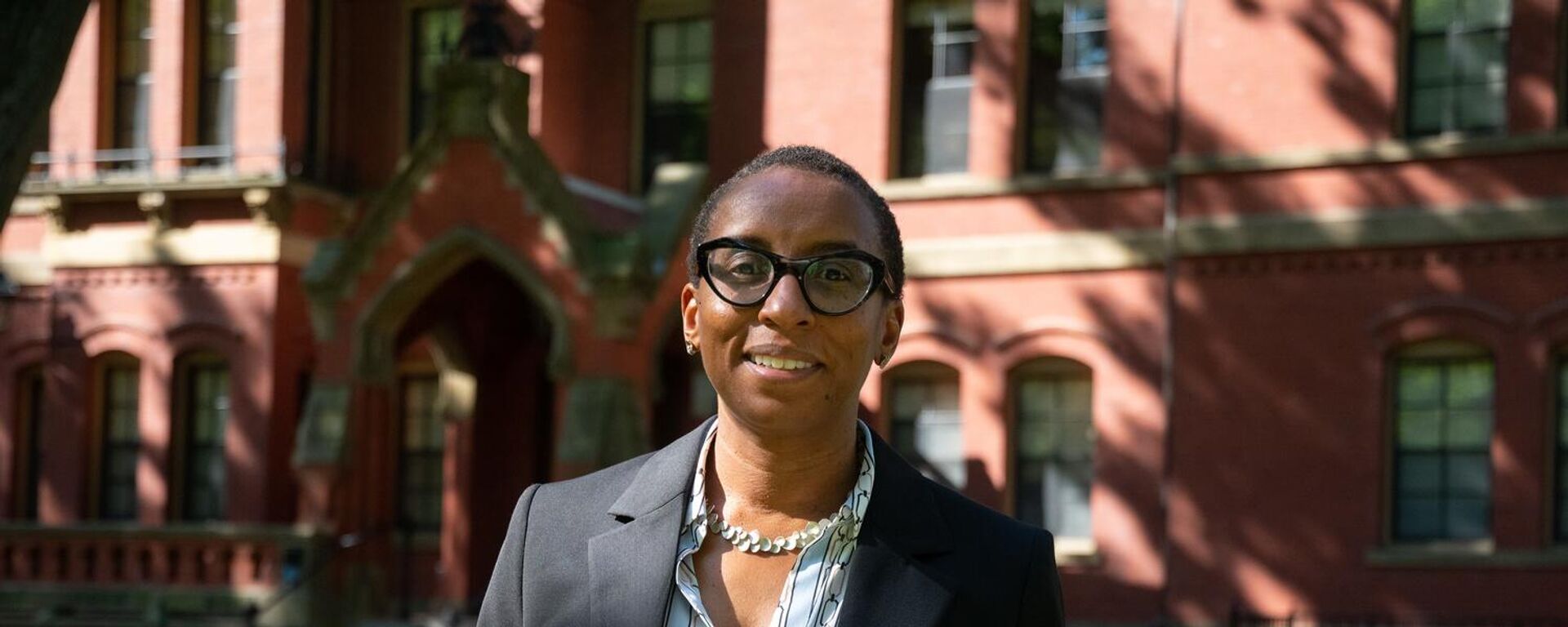 Harvard Üniversitesi'nde rektör olarak seçilen Claudine Gay, üniversite tarihinin ilk siyah rektörü oldu. - Sputnik Türkiye, 1920, 17.12.2022