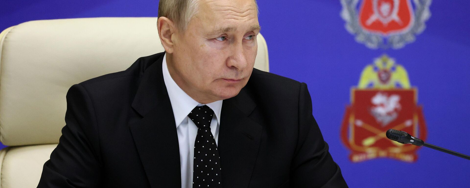 Президент РФ В. Путин посетил объединённый штаб родов войск, задействованных в СВО - Sputnik Türkiye, 1920, 17.12.2022