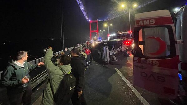 Fatih Sultan Mehmet Köprüsü'nde zincirleme trafik kazası - Sputnik Türkiye