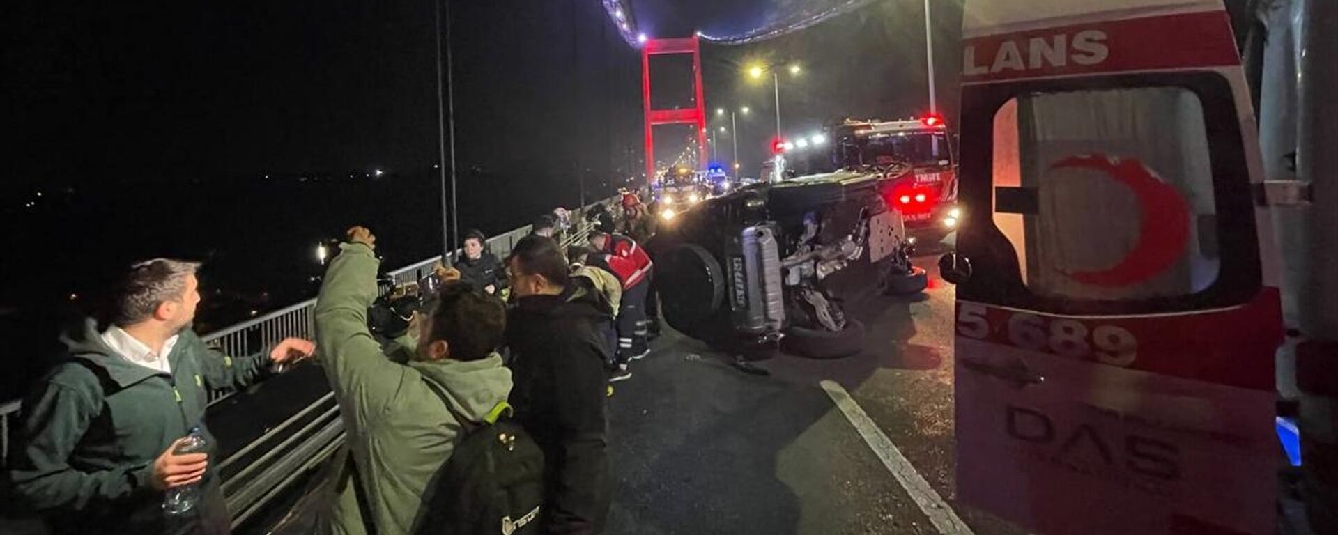 Fatih Sultan Mehmet Köprüsü'nde zincirleme trafik kazası - Sputnik Türkiye, 1920, 27.12.2022