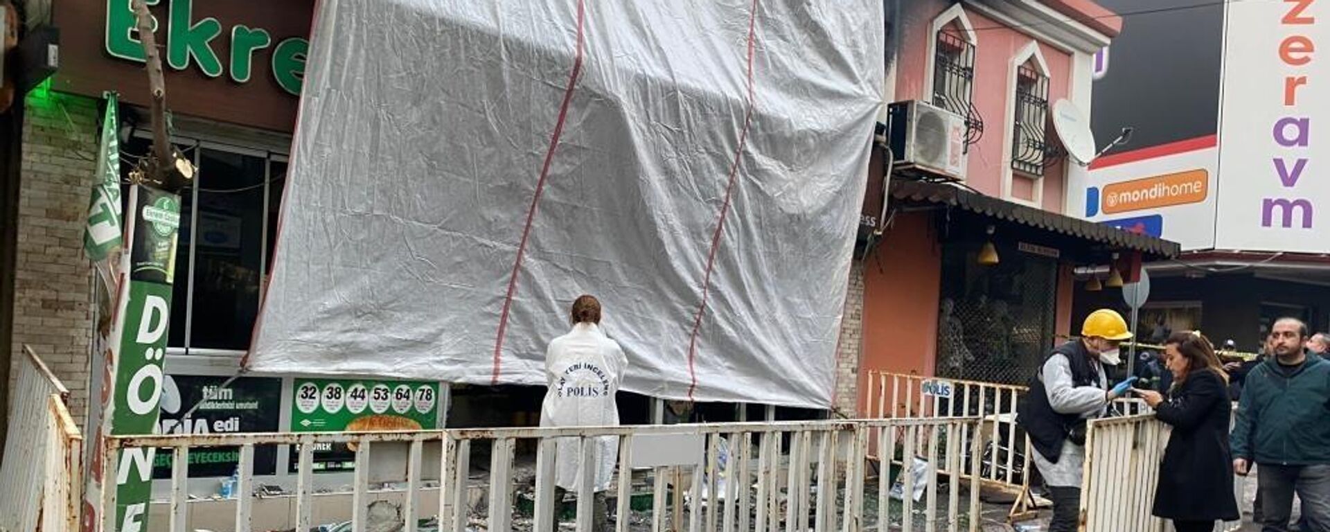 Aydın Nazilli'deki bir restoranda 7 kişinin ölümü 5 kişinin yaralandığı patlamayla ilgili bir şüpheli daha tutuklandı. Soruşturma kapsamında tutuklanan şüpheli sayısı 4'e yükseldi. - Sputnik Türkiye, 1920, 03.01.2023