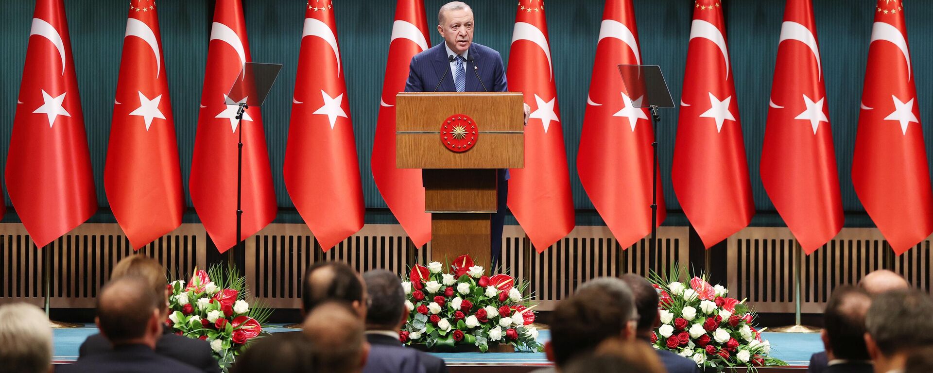 Cumhurbaşkanı Recep Tayyip Erdoğan, Cumhurbaşkanlığı Kabine Toplantısı'nın ardından açıklamalarda bulundu.
 - Sputnik Türkiye, 1920, 30.10.2023