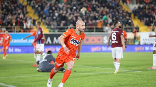 Spor Toto Süper Lig'in 18. haftasında Corendon Alanyaspor ile Trabzonspor arasında oynanan karşılaşma ev sahibi takımın 5-0 üstünlüğüyle sona erdi. - Sputnik Türkiye