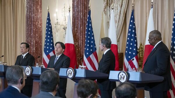 Çin’e karşı pozisyon almak için yeni adımları konuşmak üzere ABD ile Japonya'nın dışişleri ve savunma bakanları, Washington'da Güvenlik İstişare Komitesi Toplantısı'nda bir araya geldi. - Sputnik Türkiye