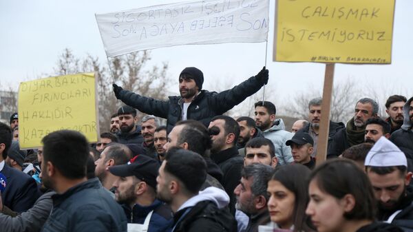 Diyarbakır’da fırın işçileri iş bıraktı: Ortaçağ köleleri değiliz - Sputnik Türkiye