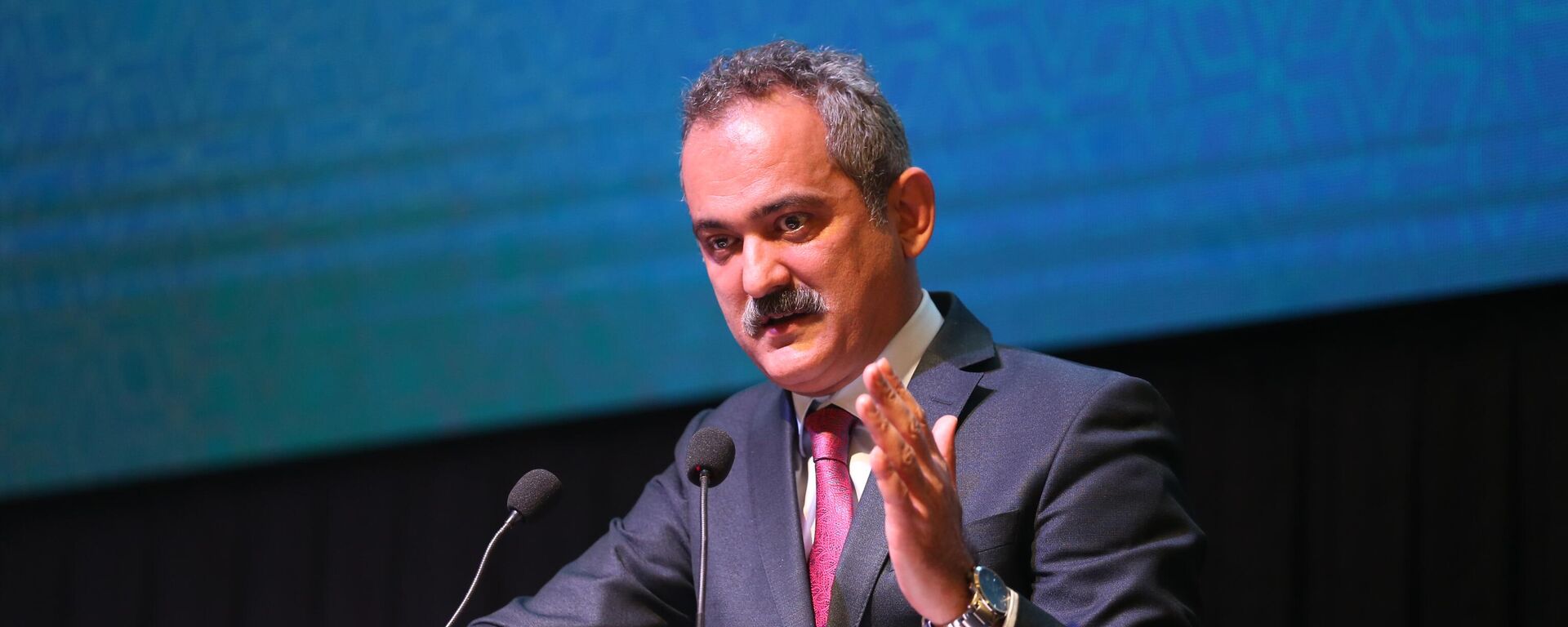  Mahmut Özer - Sputnik Türkiye, 1920, 09.02.2023