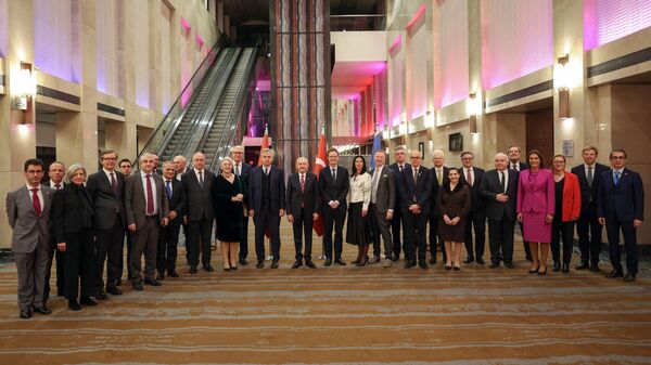 Kılıçdaroğlu AB üyesi ülkelerin büyükelçileriyle yemekte buluştu - Sputnik Türkiye