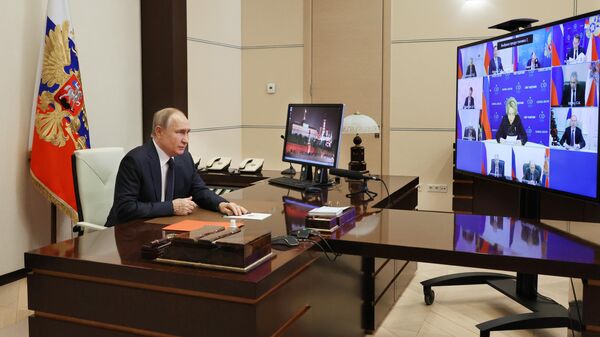 Putin, Rusya Güvenlik Konseyi üyeleriyle Ukrayna harekatını istişare etti - Sputnik Türkiye