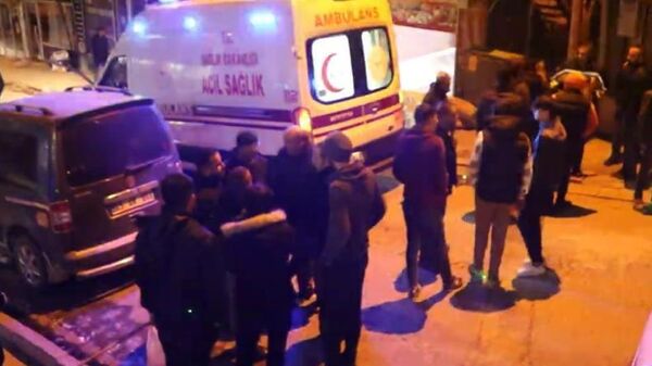 Hakkari kent merkezinde yaşayan 2 çocuk annesi kadın, evinde boğazı kesilmiş halde ölü bulundu. - Sputnik Türkiye