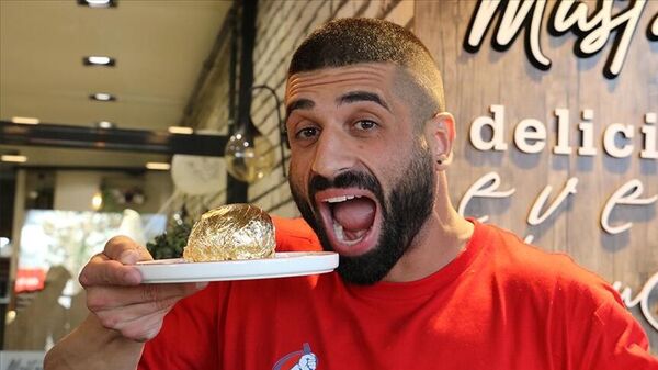 Avustralyalı Webby ülke ülke gezerek yemek yarışmalarına katılıyor - Sputnik Türkiye