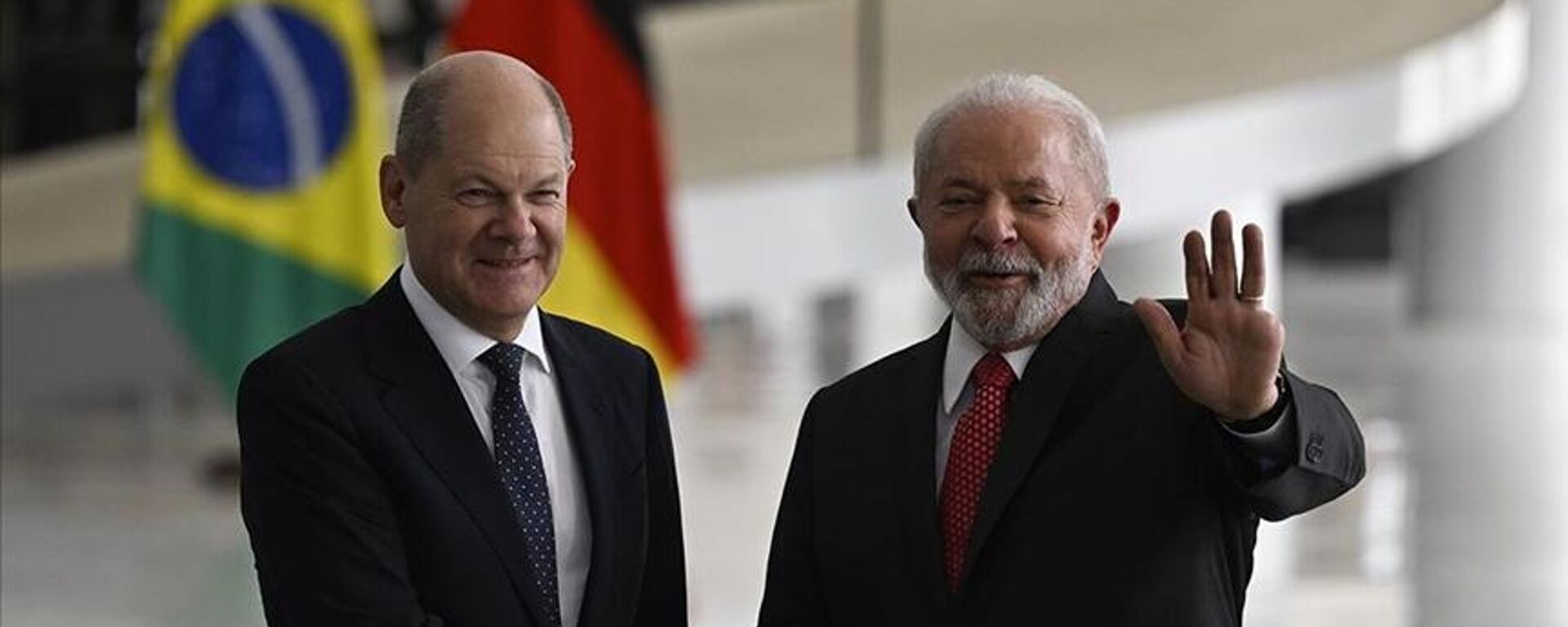 Almanya Başbakanı Olaf Scholz'u ağırlayan Brezilya Devlet Başkanı Lula da Silva (sağda) - Sputnik Türkiye, 1920, 31.01.2023