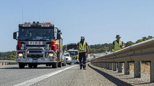 Avustralya'da yetkililer, kamyondan düşmesinin ardından paniğe neden olan kayıp radyoaktif kapsülün bulunduğunu duyurdu. - Sputnik Türkiye