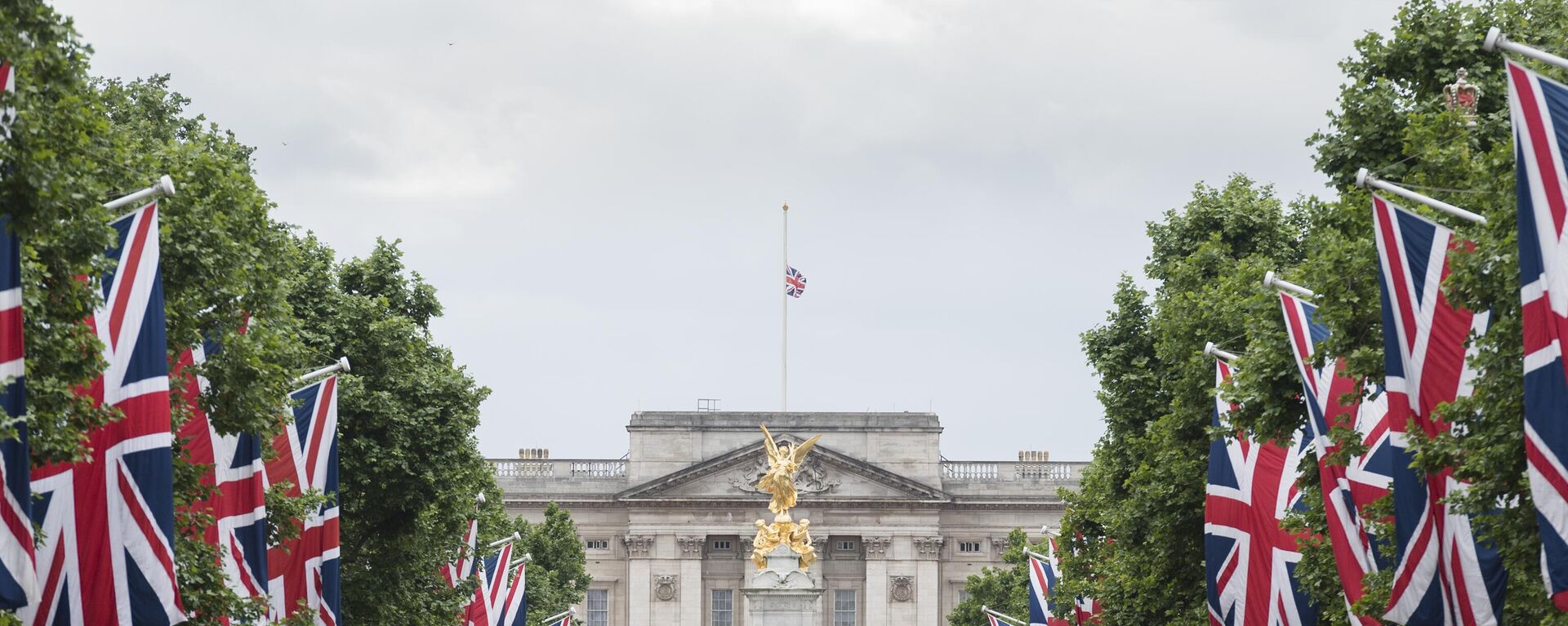İngiltere Bayrağı - Buckingham Sarayı - Sputnik Türkiye, 1920, 08.02.2023