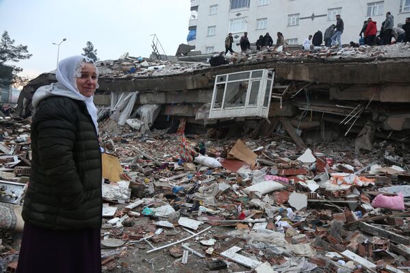 Kahramanmaraş'ın Pazarcık ilçesinde 7.4 büyüklüğünde deprem meydana geldi. - Sputnik Türkiye