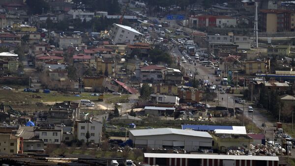 Kahramanmaraş merkezli, 10 ili etkileyen 7,7 ve 7,6 büyüklüğündeki deprem, Osmaniye'nin Nurdağı ilçesinde de yıkıma neden oldu. - Sputnik Türkiye