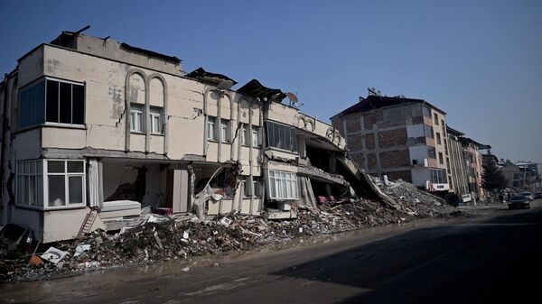 Разрушения в Эльбистане в провинции Кахраманмараш  вследствие землетрясения в Турции  - Sputnik Türkiye
