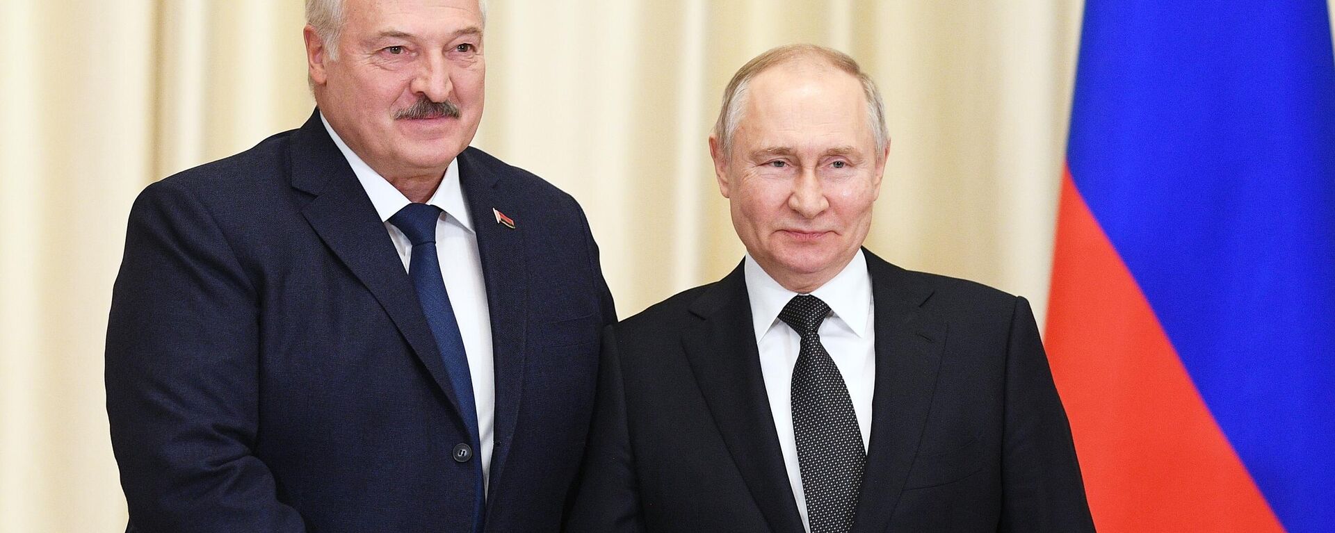 Belarus Cumhurbaşkanı Aleksandr Lukaşenko ve  Rusya Devlet Başkanı Vladimir Putin - Sputnik Türkiye, 1920, 17.02.2023