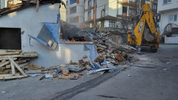 Eyüpsultan'da tespit edilen riskli binaların yüzde 97'si yıkıldı
 - Sputnik Türkiye