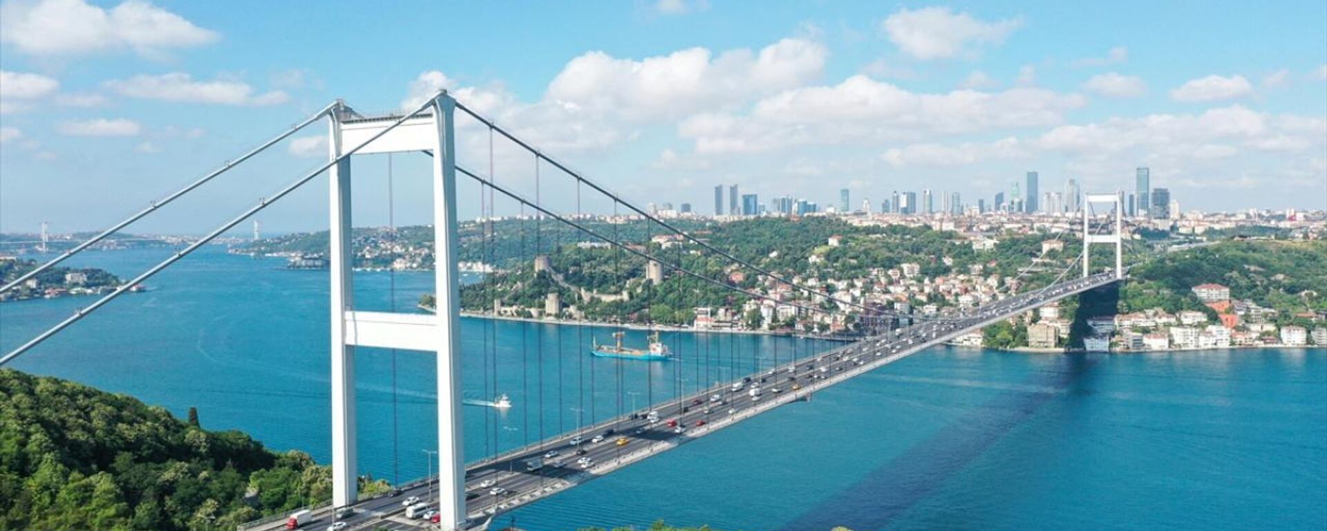 Temeli 50 yıl önce atılan 'Boğaziçi Köprüsü' - Sputnik Türkiye, 1920, 27.03.2024