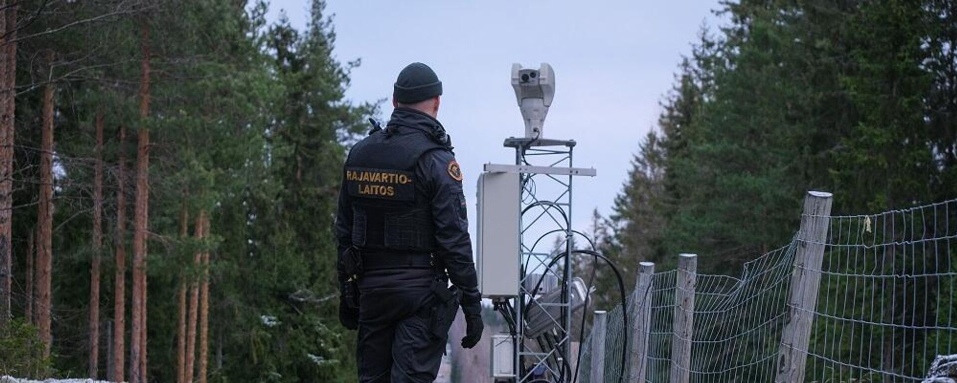 Finlandiya, Rusya sınırında çit yapım çalışmalarına başladı - Sputnik Türkiye, 1920, 27.10.2025