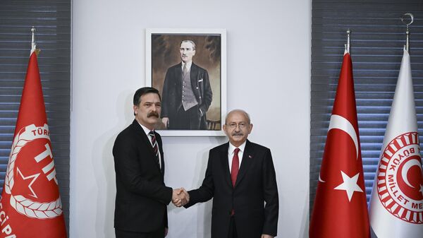 Kılıçdaroğlu, TBMM'de TİP Genel Başkanı Erkan Baş ile görüştü - Sputnik Türkiye