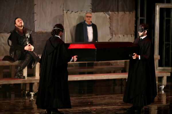 Geliri depremzedelerle paylaşılacak Richard oyunu AKM'de sahnelendi - Sputnik Türkiye