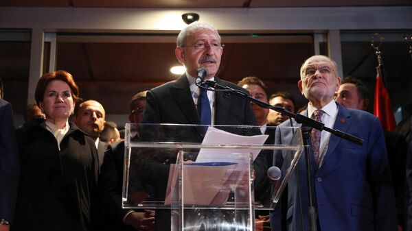 Cumhuriyet Halk Partisi Genel Başkanı Kemal Kılıçdaroğlu, Millet İttifakı Liderler Buluşmasının ardından, Millet İttifakı Cumhurbaşkanı Adayı ilan edildi. - Sputnik Türkiye