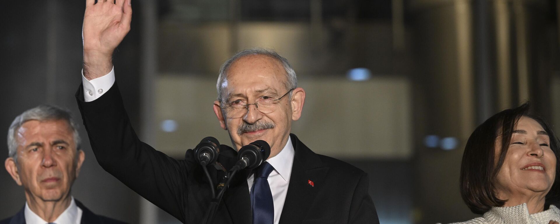 Cumhuriyet Halk Partisi (CHP) Genel Başkanı ve Millet İttifakı Cumhurbaşkanı Adayı Kemal Kılıçdaroğlu, Millet İttifakı Liderler Buluşmasının ardından, Millet İttifakı Cumhurbaşkanı Adayı olarak CHP Genel Merkezi önünde toplanan vatandaşlara hitap etti. - Sputnik Türkiye, 1920, 14.03.2023