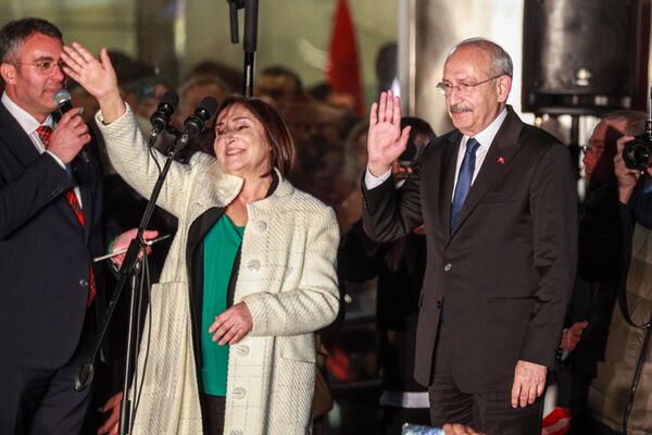 Cumhuriyet Halk Partisi (CHP) Genel Başkanı ve Millet İttifakı Cumhurbaşkanı Adayı Kemal Kılıçdaroğlu, Millet İttifakı Liderler Buluşmasının ardından, Millet İttifakı Cumhurbaşkanı Adayı olarak CHP Genel Merkezi önünde toplanan vatandaşlara hitap etti. - Sputnik Türkiye