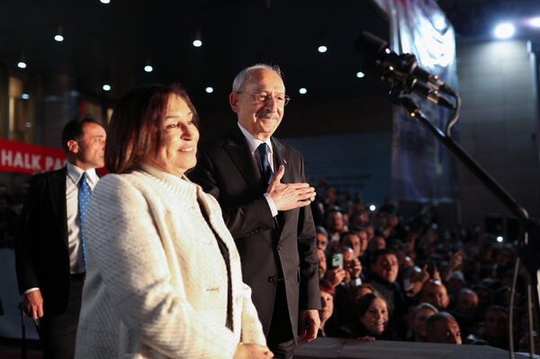 Cumhuriyet Halk Partisi (CHP) Genel Başkanı ve Millet İttifakı Cumhurbaşkanı Adayı Kemal Kılıçdaroğlu, Millet İttifakı Liderler Buluşmasının ardından, Millet İttifakı Cumhurbaşkanı Adayı olarak CHP Genel Merkezi önünde toplanan vatandaşlara hitap etti. - Sputnik Türkiye