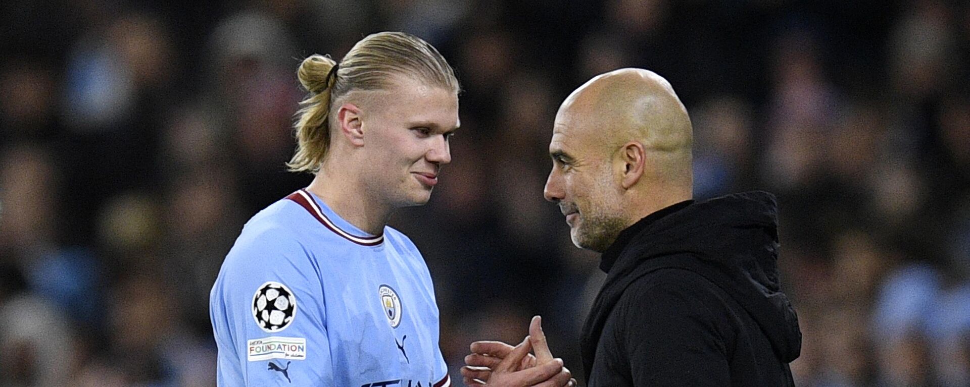 Erling Haaland ve Manchester City Teknik Direktörü Pep Guardiola - Sputnik Türkiye, 1920, 16.03.2023