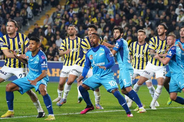 - Fenerbahçe: 2 - Zenit: 2
 - Sputnik Türkiye