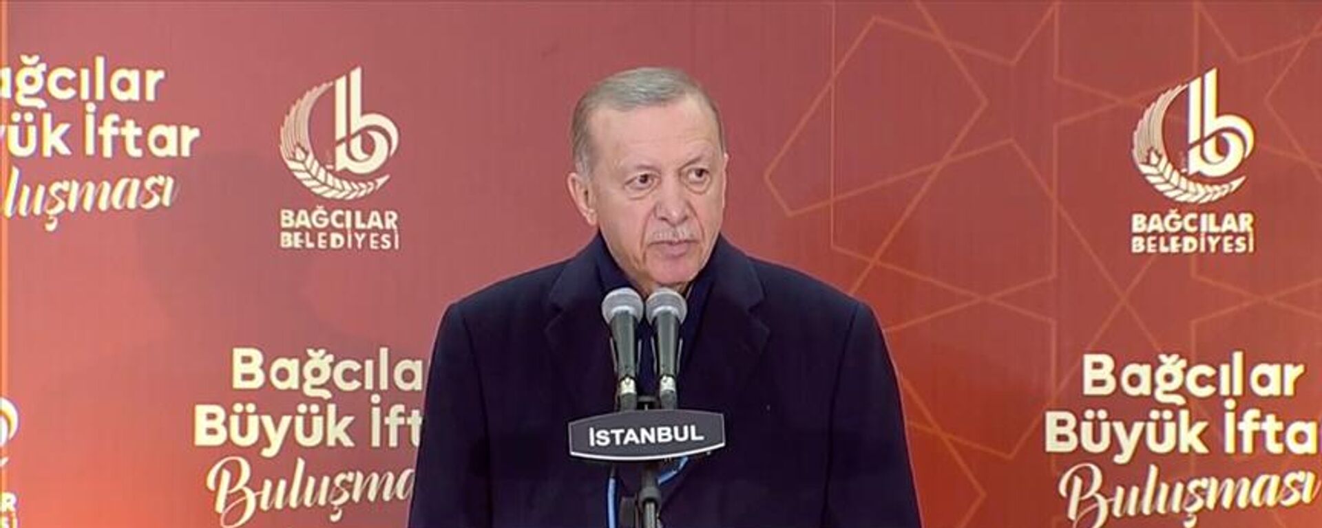 Cumhurbaşkanı Recep Tayyip Erdoğan, Bağcılar Büyük İftar Buluşması'nda konuştu.  - Sputnik Türkiye, 1920, 02.04.2023