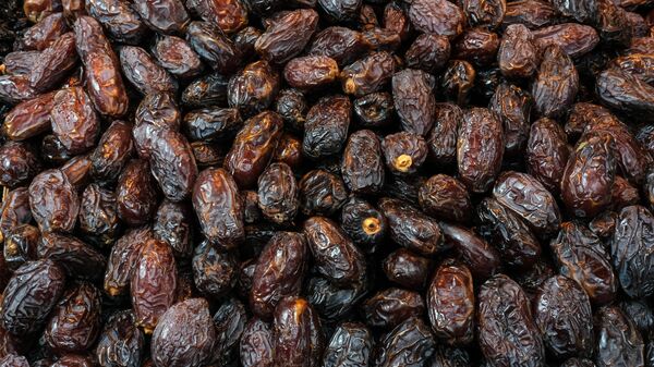 Tadımlık hurma tarih oldu: Tanesi artık 10 TL - Sputnik Türkiye