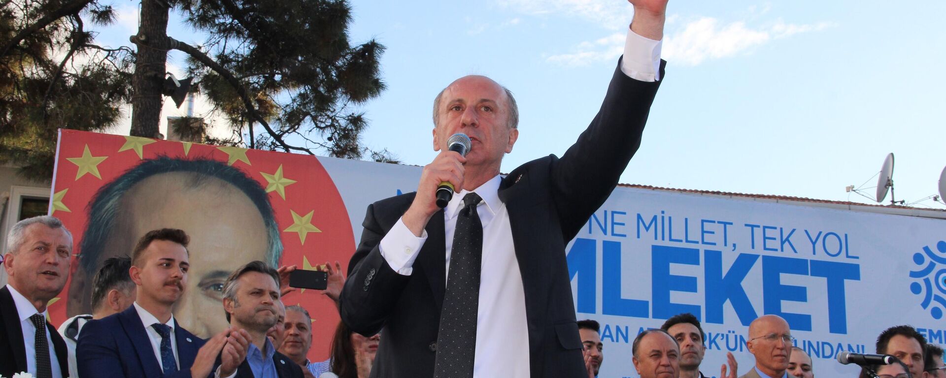 Memleket Partisi Genel Başkanı ve Cumhurbaşkanı adayı Muharrem İnce - Sputnik Türkiye, 1920, 11.05.2023