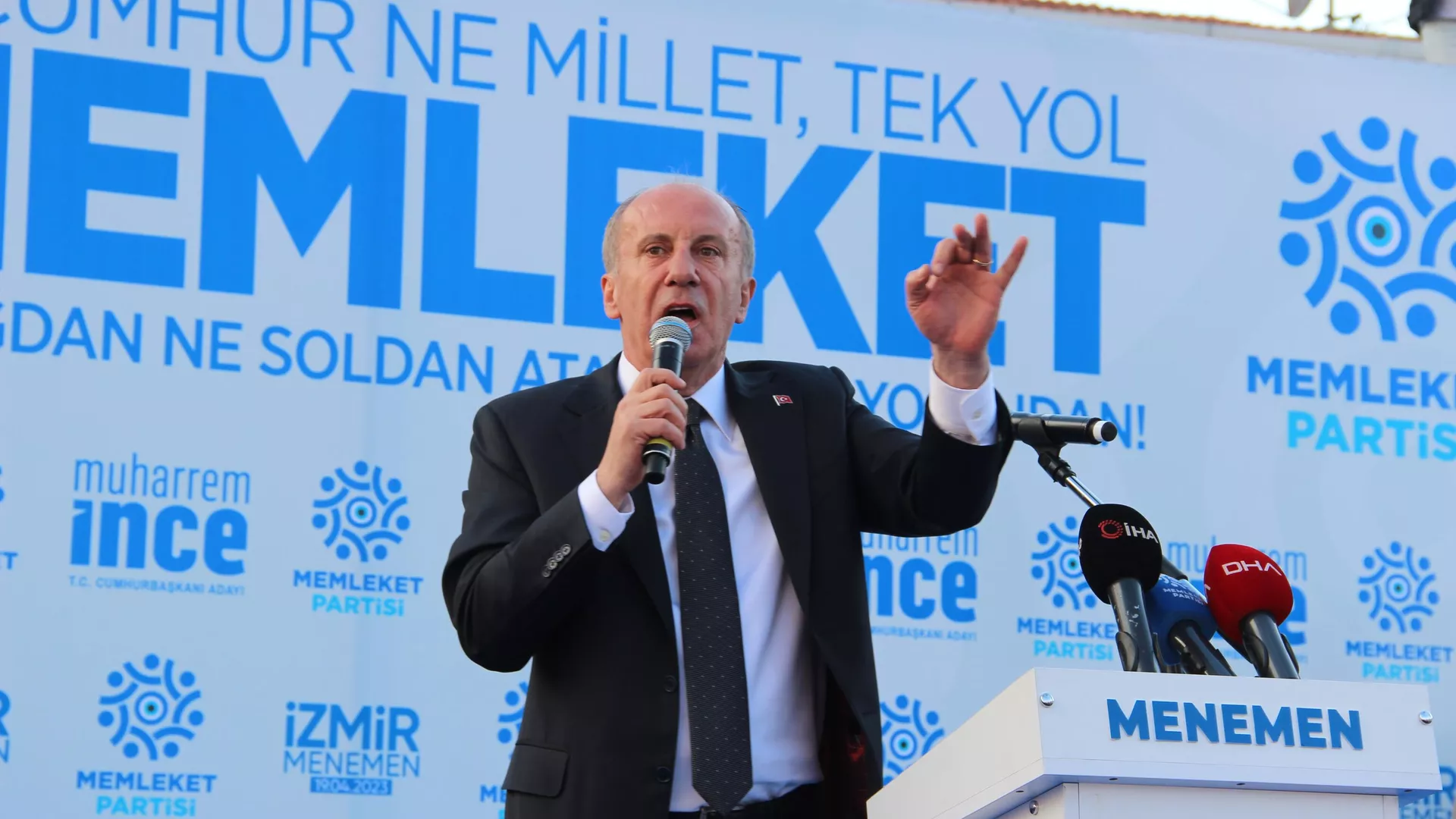Memleket Partisi Genel Başkanı ve Cumhurbaşkanı adayı Muharrem İnce Memleket Partisi Genel Başkanı ve Cumhurbaşkanı adayı Muharrem İnce - Sputnik Türkiye, 1920, 24.04.2023