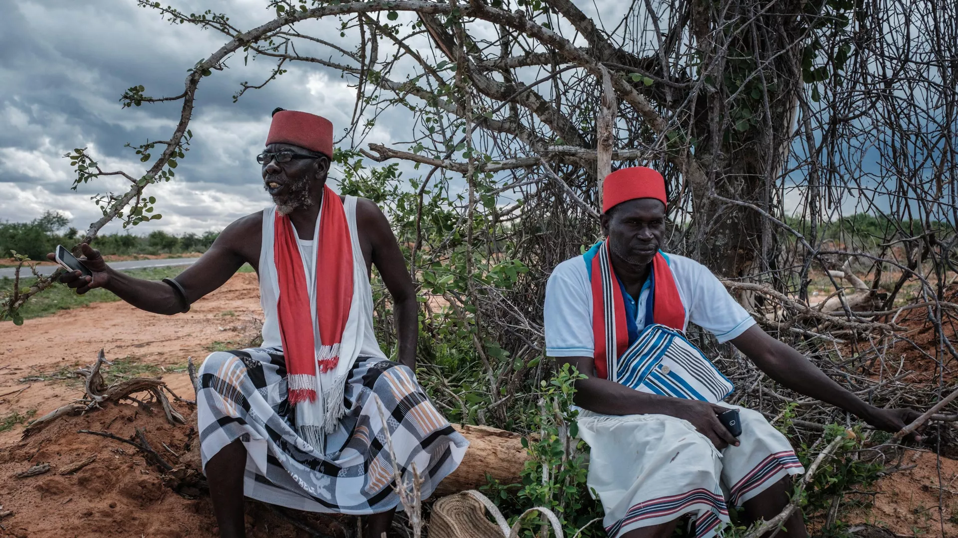 Kenya'da açlıktan ölmeleri halinde 'Hz. İsa ile tanışacakları' vaadiyle kandırılan tarikata ilişkin süren soruşturma kapsamında ölü sayısı 83'e yükseldi. Kenya'da açlıktan ölmeleri halinde 'Hz. İsa ile tanışacakları' vaadiyle kandırılan tarikata ilişkin süren soruşturma kapsamında ölü sayısı 83'e yükseldi. - Sputnik Türkiye, 1920, 25.04.2023