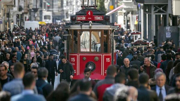 İstanbul, Taksim, insanlar  - Sputnik Türkiye