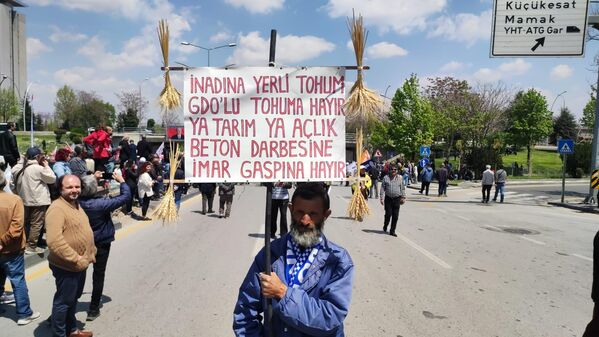 İstanbul ve Ankara'da 1 Mayıs kutlamaları
 - Sputnik Türkiye