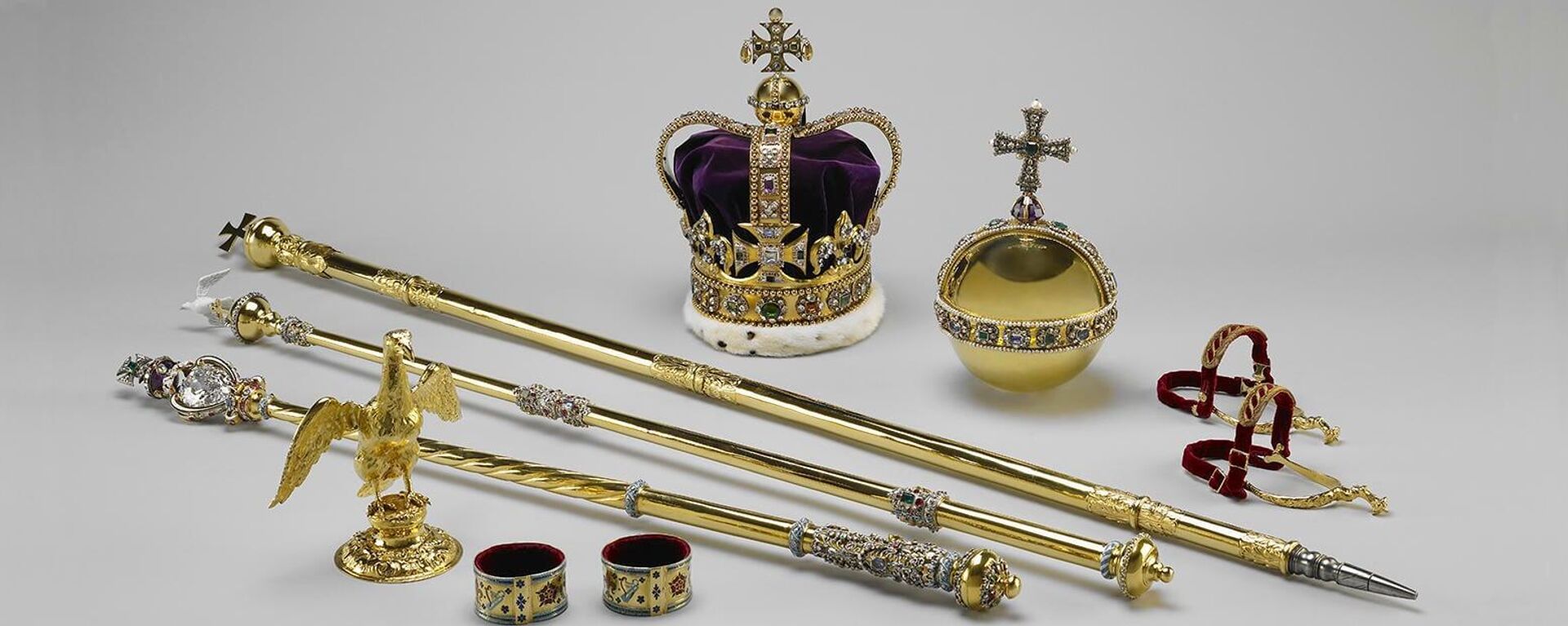 St. Edwards Tacı dahil kraliyet mücevherleri/İngiltere/Britanya/Birleşik Krallık - Sputnik Türkiye, 1920, 04.05.2023